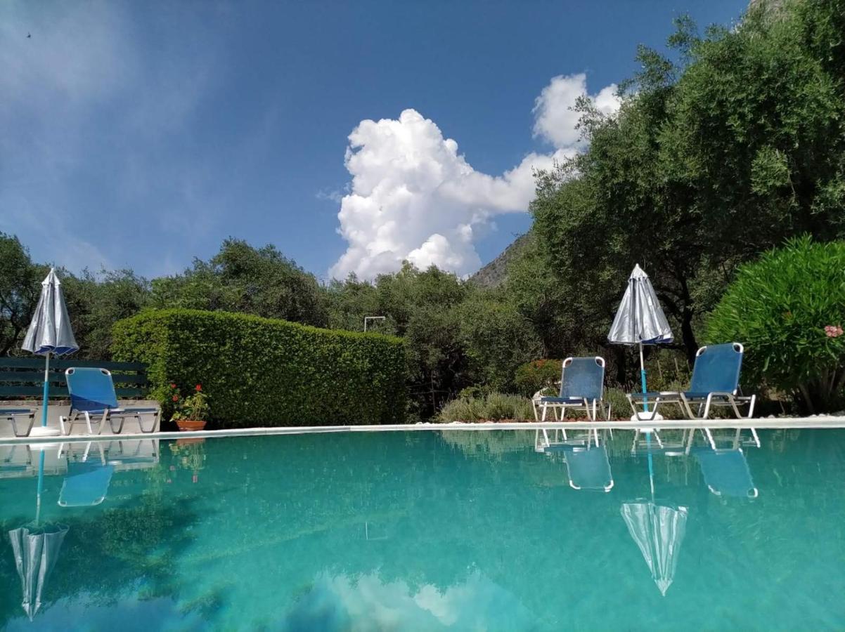 Villa Stefanos Apartments By Hotelius Glyfa Extérieur photo